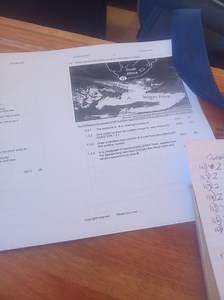 Refer to the satellite image of a Mid-latitude cyclone.3.1 Th... | Filo