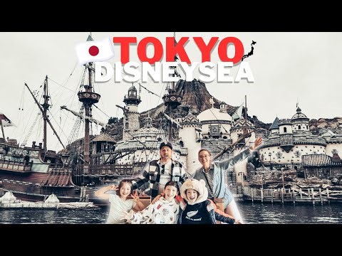 We Visited Tokyo Disney Sea & Got Lost in Japan!