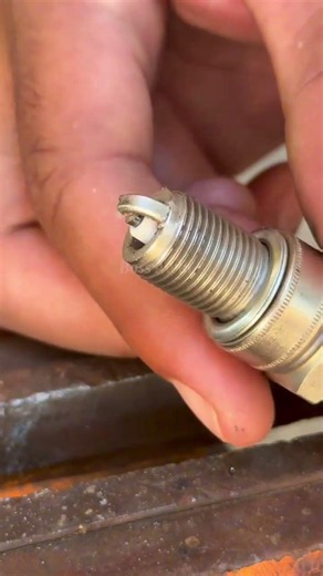 Tricks for spark plugs #shortsfeed #automobile #automotivetools #welding #mechanic #tools #welder