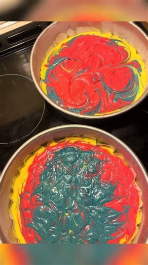 Superman Cake with Buttercream Icing #selftaughtbaker #cheflife