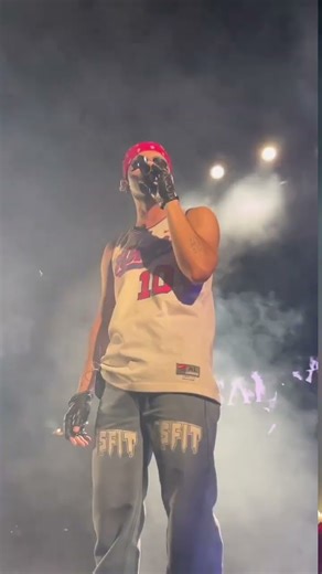 Dhundhla Song | Talwinder Song | Aesthetic lyrics #trending #concert #viral #talwiinder #music