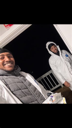 Baba on Instagram: "Goal for December was to really lock in on these goals with no distractions and to go to sleep each day knowing you maximized your day. You never know what you can accomplish ‘till God continues to test you 🙏🏽 #Strategist #Auburn #East #DontPanic #JustFigureItOut 🙏🏽🏁🦍"