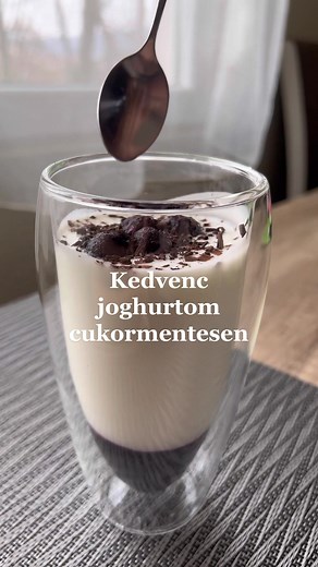 Egészséges joghurt recept áfonyával