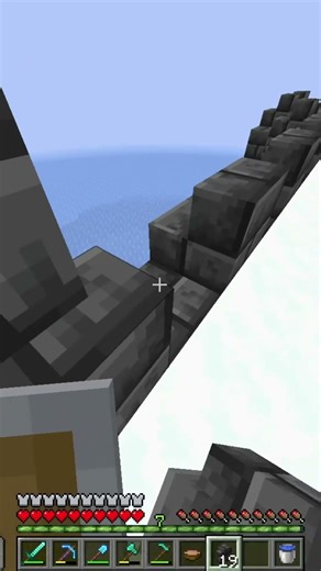 100 days Minecraft Snowy slopes only world Day 32 #shorts #100days #minecraft