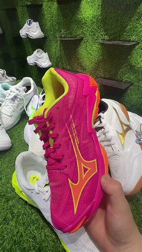 美津浓（MIZUNO）专业排球鞋WAVE LIGHTNING Z8男女比赛减震透气高端排球运动鞋 粉橙 2026新上市 LIGHTNING ELITE 39