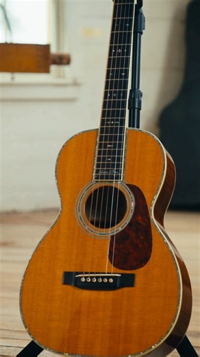 Discover the story behind the creation of Joan Baez’s signature Martin 0-45 in this episode of Signature Stories! #martinandco #martinguitar #acoustic #guitarsdaily #JoanBaez | Martin Guitar