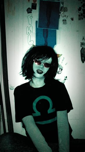 i wanna b one of those cosplayers that have gifs of them on tumblr so bad #homestuck #terezipyrope #cosplay