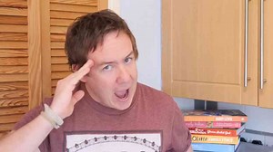 HOW TO MAKE A PIZZA CAKE