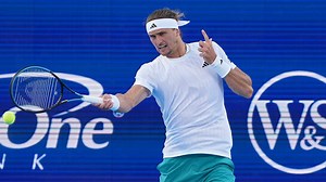 Alexander Zverev sinks Ben Shelton to set Alcaraz SF in Cincinnati | ATP Tour | Tennis