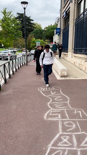 Éveillez votre ambiance de club avec Aura