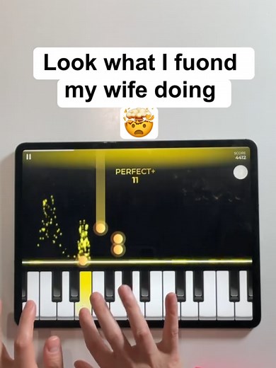 🎶 Playing piano has never been this simple—just one tap and you're in! 🎹😎