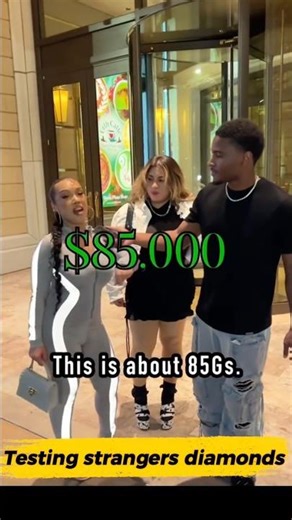 Testing A Random Girls Diamonds real Or Fake #diamondtester #publicintrest #publicreactin