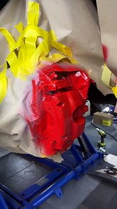 1.2M views · 2.5K reactions | Painting brake calipers is such a satisfying job 朗 | UNILAD Tech | Facebook