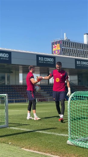 We're in safe hands🔒😌 #fcbarcelona #shorts