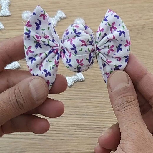 772K views · 2K reactions | I can make 50 pieces a day. and I'm selling them all. girls love it | Knitting Therapy | Facebook