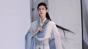 14K views · 2.6K reactions | [VID | 15112023] Phòng làm việc La Vân Hi update clip hậu trường chụp ảnh đại ngôn game mobile Phù Sinh Ức Linh Lung --- Cre: 罗云熙工作室 | La Vân Hi 罗云熙 Luo YunXi - All for Leo Vietnam Fanpage | Facebook