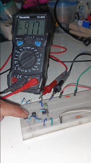 Practical Circuit of an Non Inverting Schmitt Trigger Using the LM741 or UA741 Op-Amp IC