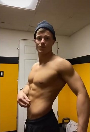 young man muscle flexing ☀️