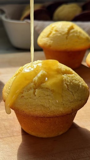 Honey Cornbread Muffins Recipe