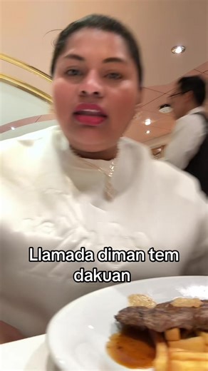 Keith Garth (@keithgarth)’s video of prank phone calls