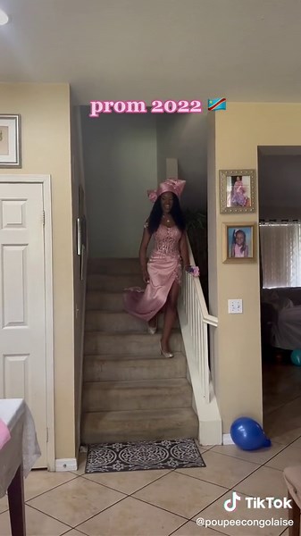 popped out as we should😘 #fyp #foryoupage #classof2022 #prom2022 #ByeByeSundayBlues #ImoniCarly