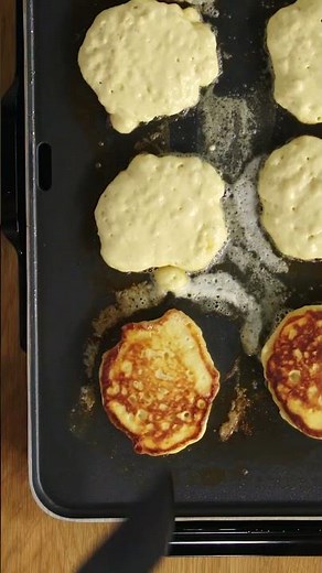Please, PLEASE Stop Flipping Your Pancakes Too Soon