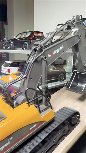 1/14 RC Excavator ENTERS the Diecast World! #rcexcavator #rchobby #rccrawler #rc #diecast #toys
