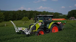 66K views · 1.2K reactions | The CROP SENSOR is a tool which optimises application of Nitrogen fertilisers, growth regulators and crop protection products in a variety of crops. Learn more: https://www.claas.co.uk/products/easy-2018/precision-farming/crop-sensor-isaria #CLAAS #CLAASCROPSENSOR | CLAAS | Facebook