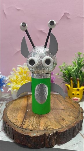 DIY Alien 👽 with paper roll #shorts #youtubeshorts #diy #alien #craft #kidsvideo #kids #kidscraft