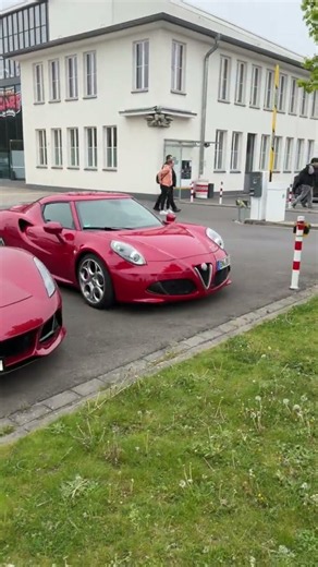 Alfa romeo 4c ve lotus