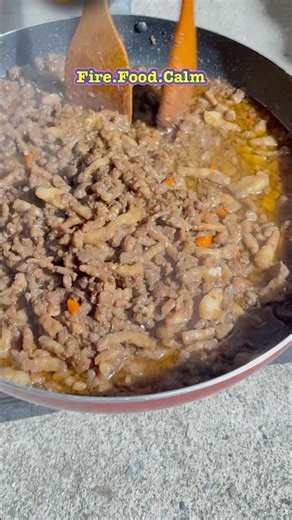 Vietnamese pork stir fry 🔥Simple outdoor cooking