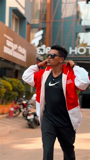 PRAVEEN KUMAR on Instagram: "Gen Zi Beggar😳🤣"