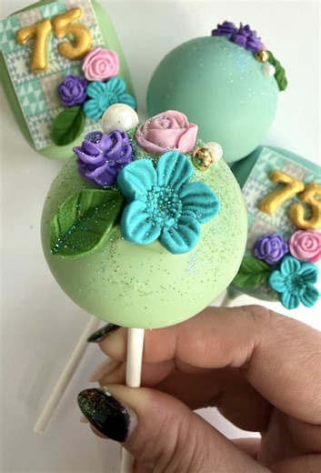 Delicious Cake Pops for Every Celebration