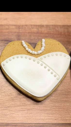 Delicious Simple Bridal Cookies Tutorial