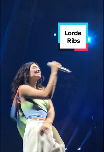 Lorde's Ultrasound World Tour: Ribs Live Performance