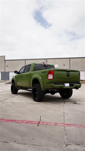 2019 RAM 1500 Lone Star Crew Cab 4x4