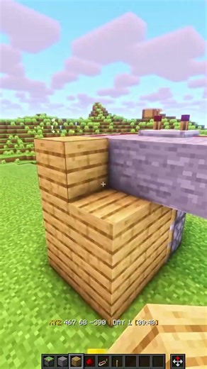 Minecraft SECRET DOOR 😱 | Hidden Base Entrance #Shorts