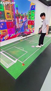 Play soccer on the LED screen!#ledscreen #ledvideowall #ledboard #eagerled