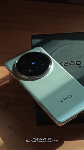 Explore the Vivo X200 Pro and X300 Pro Features