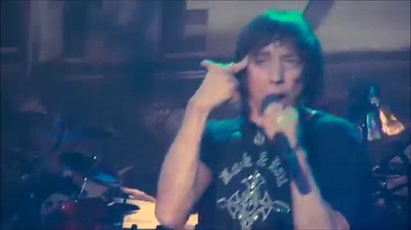 110K views · 3.4K reactions | Tesla - Song And Emotion (Live) | RADIO ETNA | Facebook