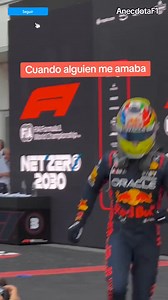 234K views · 5.7K reactions | Desde su incorporación a Red Bull en 2021, Pérez ha logrado varios podios y victorias, contribuyendo significativamente a los puntos del equipo. El ganar Azerbaiyán en 2021 ante el error de hamilton, así como la batalla que sostuvo en AbuDabhi cob hamilton sumaron para que Max se erigiera como campeón en 2021 Sergio Perez Oracle Red Bull Racing F1 | AnecdotaF1 | Facebook