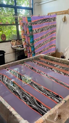 27K views · 26 reactions | Contemporary marbling by @myfawnwy  #fabricmarbling #everythingisprintmaking #printmaking | Hello, Print Friend | Facebook