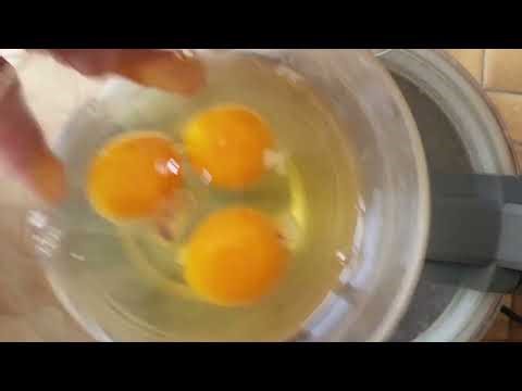 Crème renversée à la violette au compact cook elite et au four