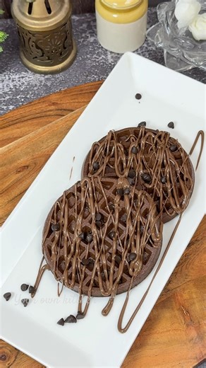 No Maida No Sugar Waffles😋#waffle #chocolatewaffle #chocolate #trending #shorts