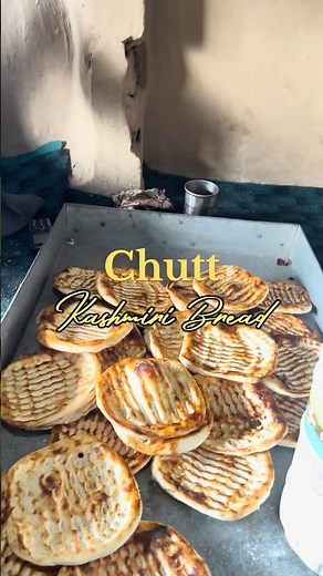 Why Kashmiris Don’t Cook Rotis at Home | The Story of Kashmiri Chutt