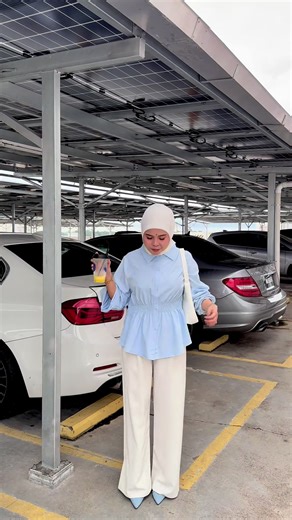 Elegant Women's Blouses for Every Occasion