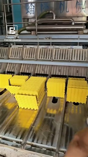 How Egg Trays Are Made! | Fossbytes