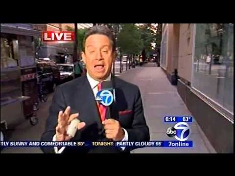 Lincoln Square New Trash Can WABC 7-30-14