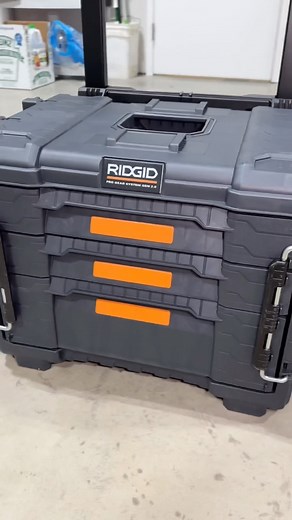 Tool Pros • Brent Ridley on Instagram: "Ridgid did it! A rolling base with drawers for the Pro Gear 2.0 system! They have developed an interchangeable dolly that can clip on the new 3 drawer box. Many have asked for it - Ridgid is the first to do it. #tools @ridgidtools @ridgidpowertools"