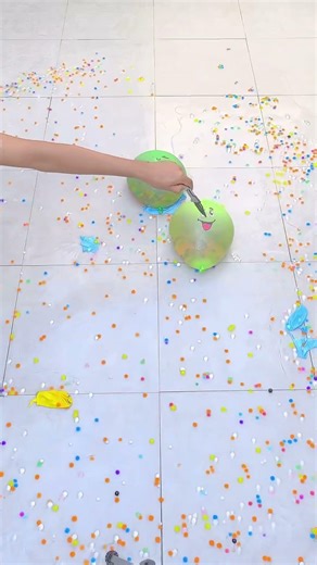 Don’t Choose the Wrong Balloon! #asmr #poppballons #funny